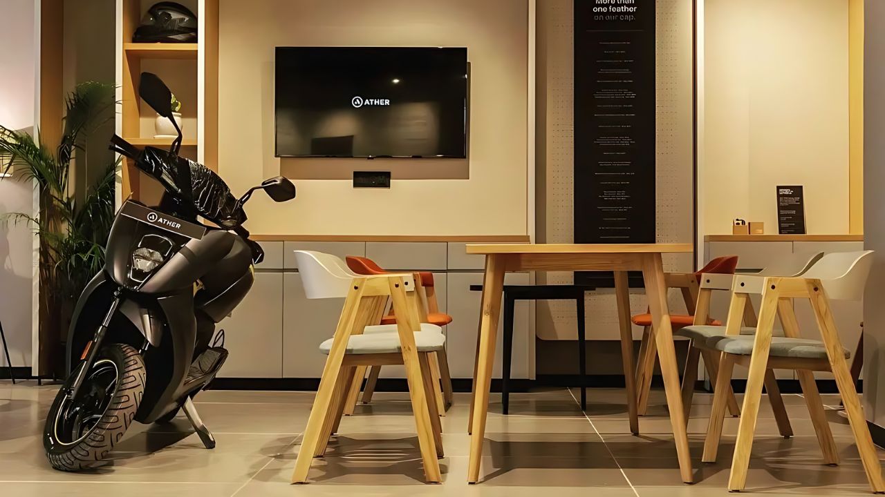 Ather 450X and 450 Plus scooters will soon be able to AutoHold on hilly terrains